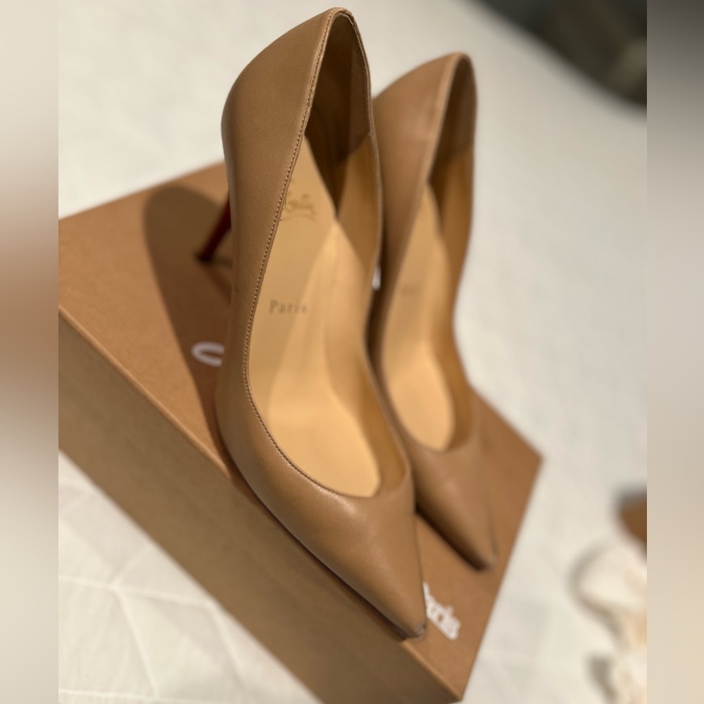 Christian Louboutin Apostrophy pump 85 mm Nude